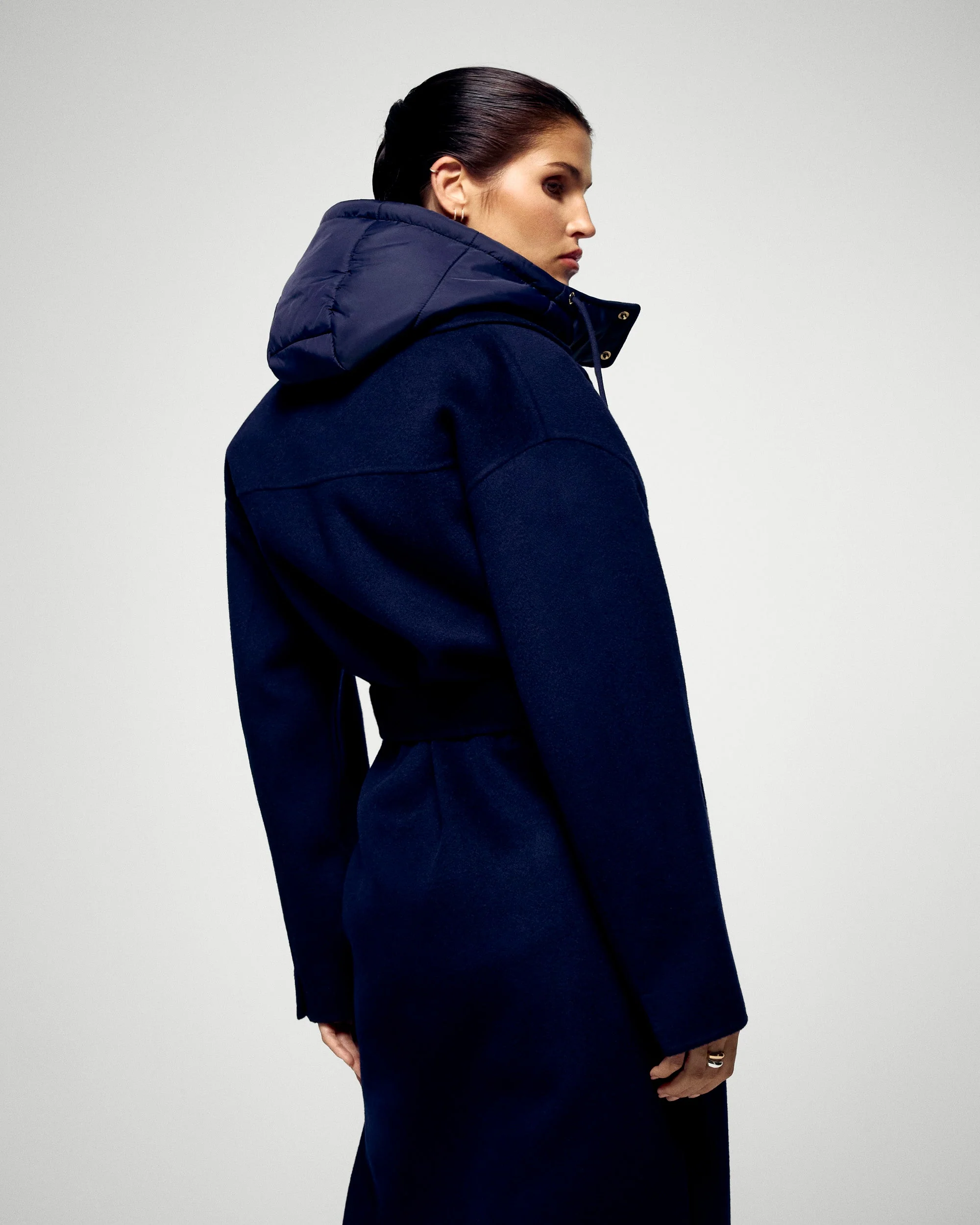 Hooded Collar (H25 / ACCESSOIRES / Navy) - Image 2