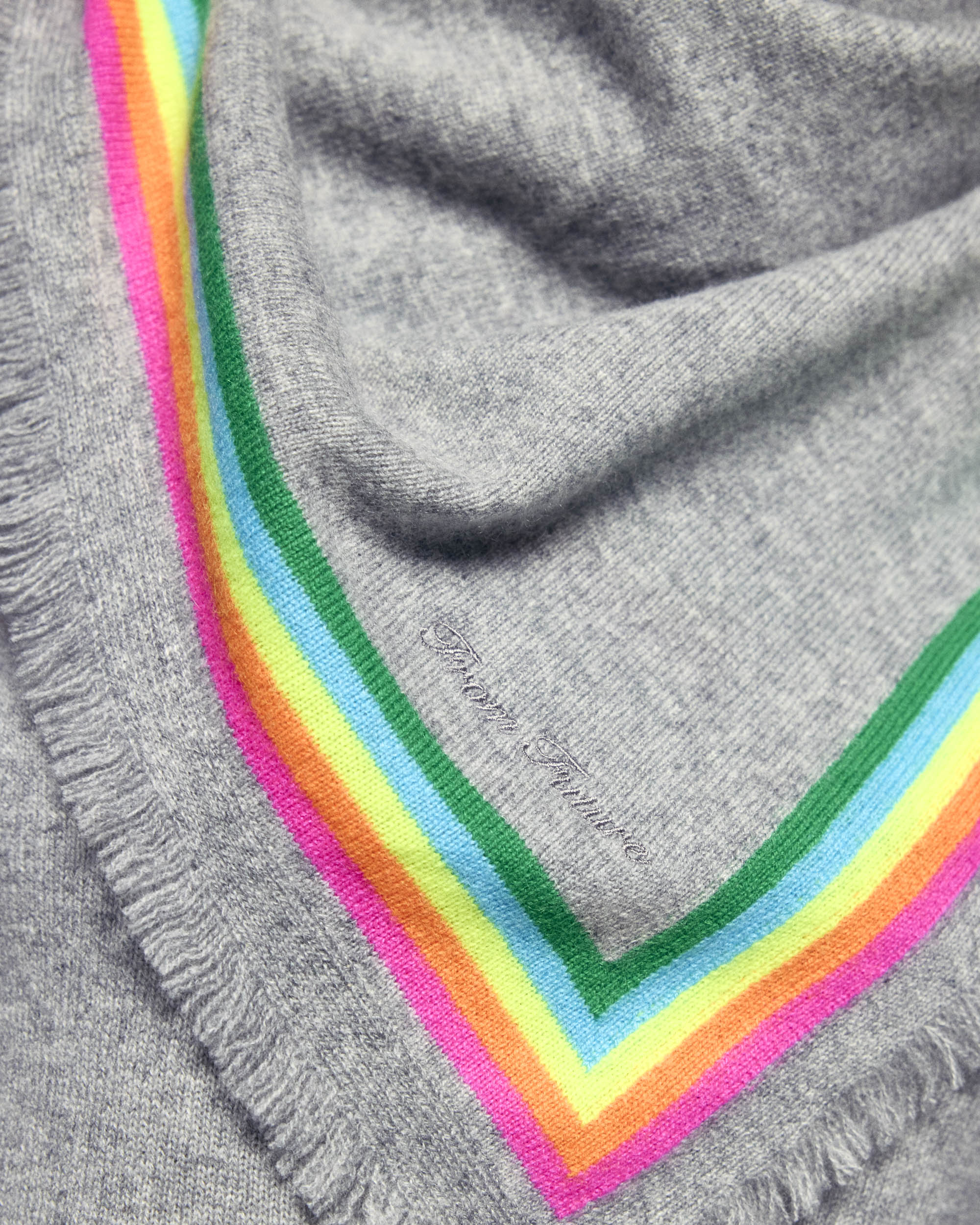 Multicolored Stripes Scarf (H25 / ACCESSOIRES / Dark Heather Gray) - Image 2