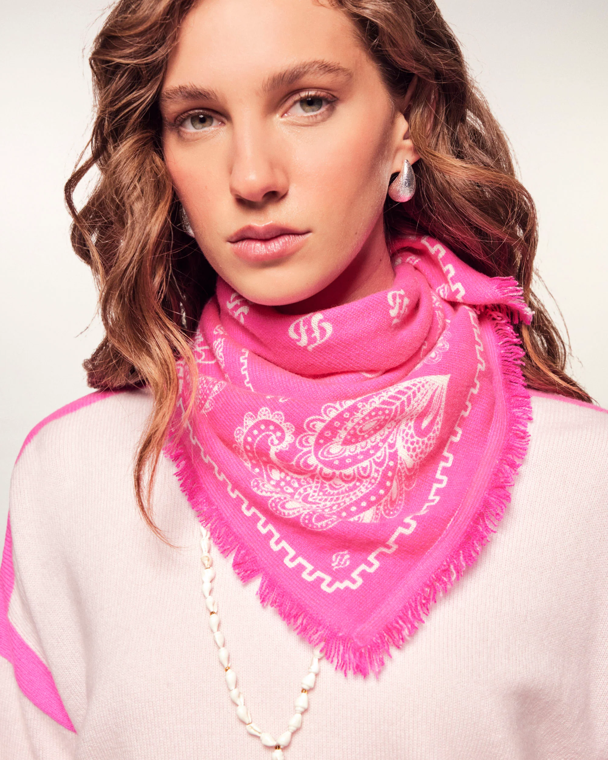 Bandana Scarf (S26 / ACCESSOIRES / Love Pink)