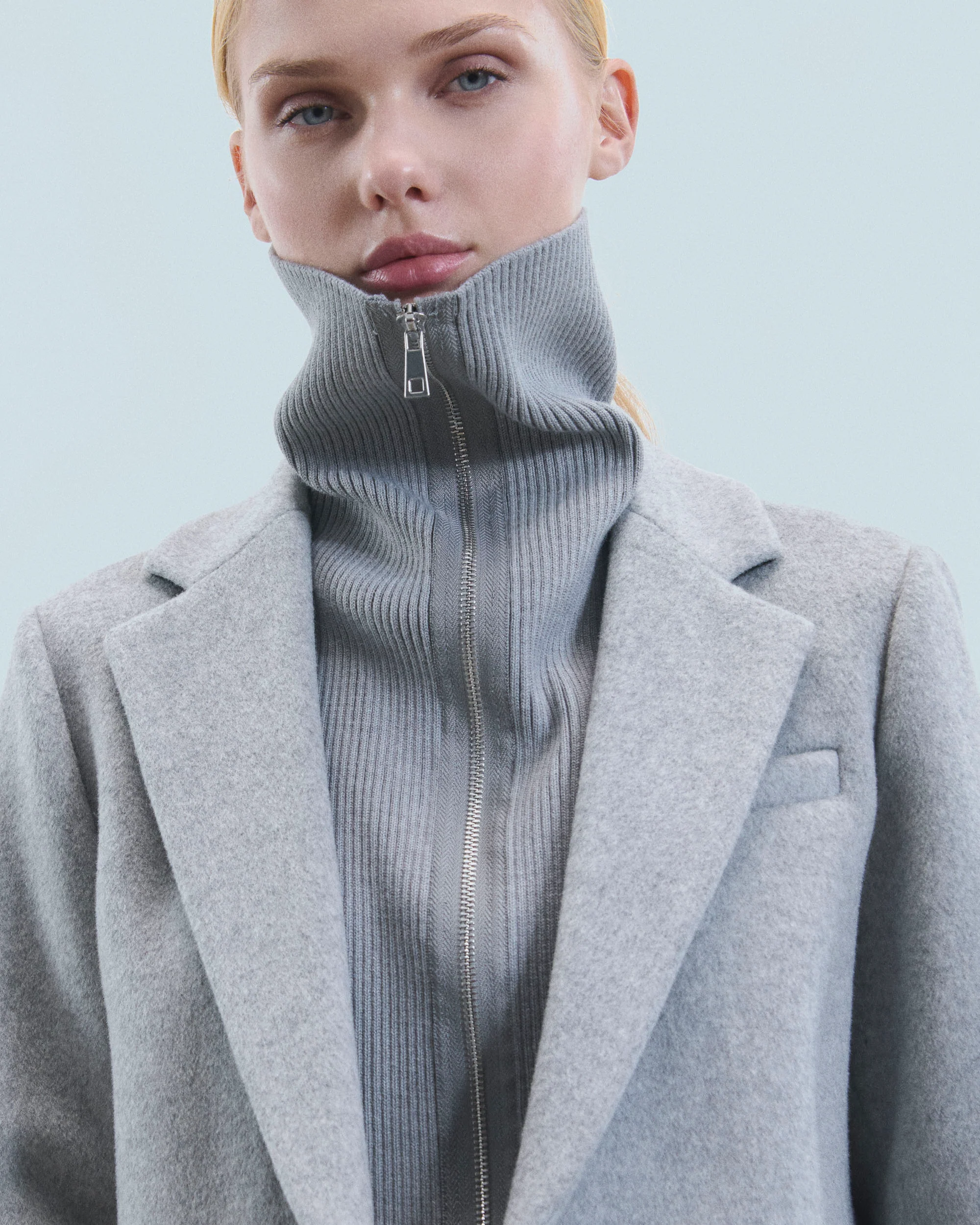 Outerwear Coat (H24 / FEMME / Light Heather Gray) - Image 3