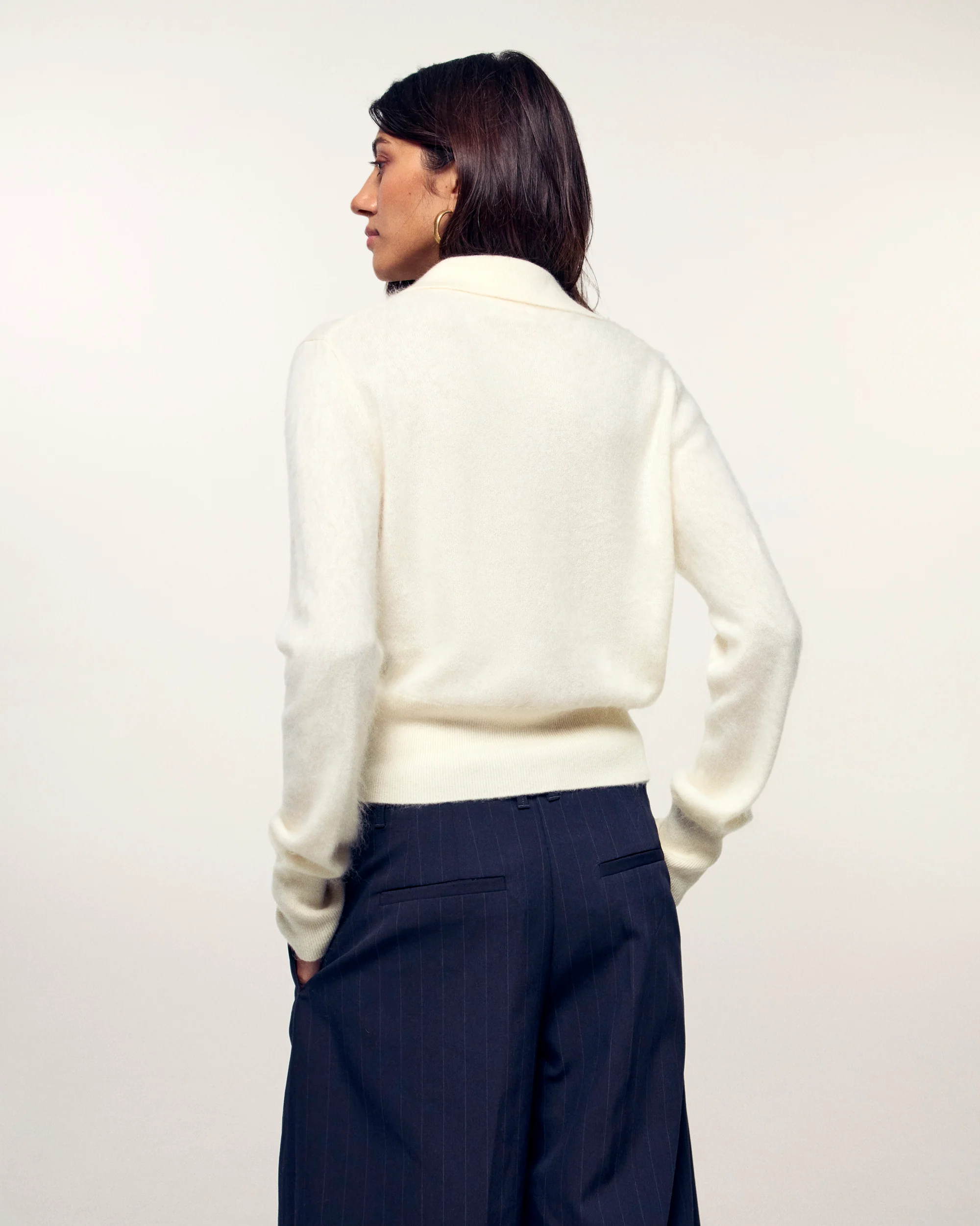 Brushed Cashmere Ribbed Cardigan with Embroidered Logo (S26 / FEMME / Ecru) - Image 4