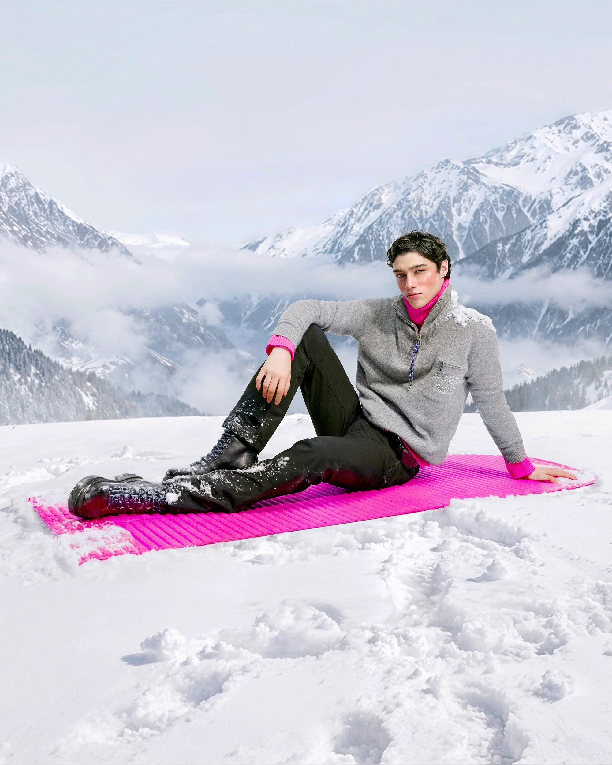 Quarter-Zip Neck Sweater Mount Future Ski Club (H25 / HOMME / Gris Chiné Foncé) - Image 5