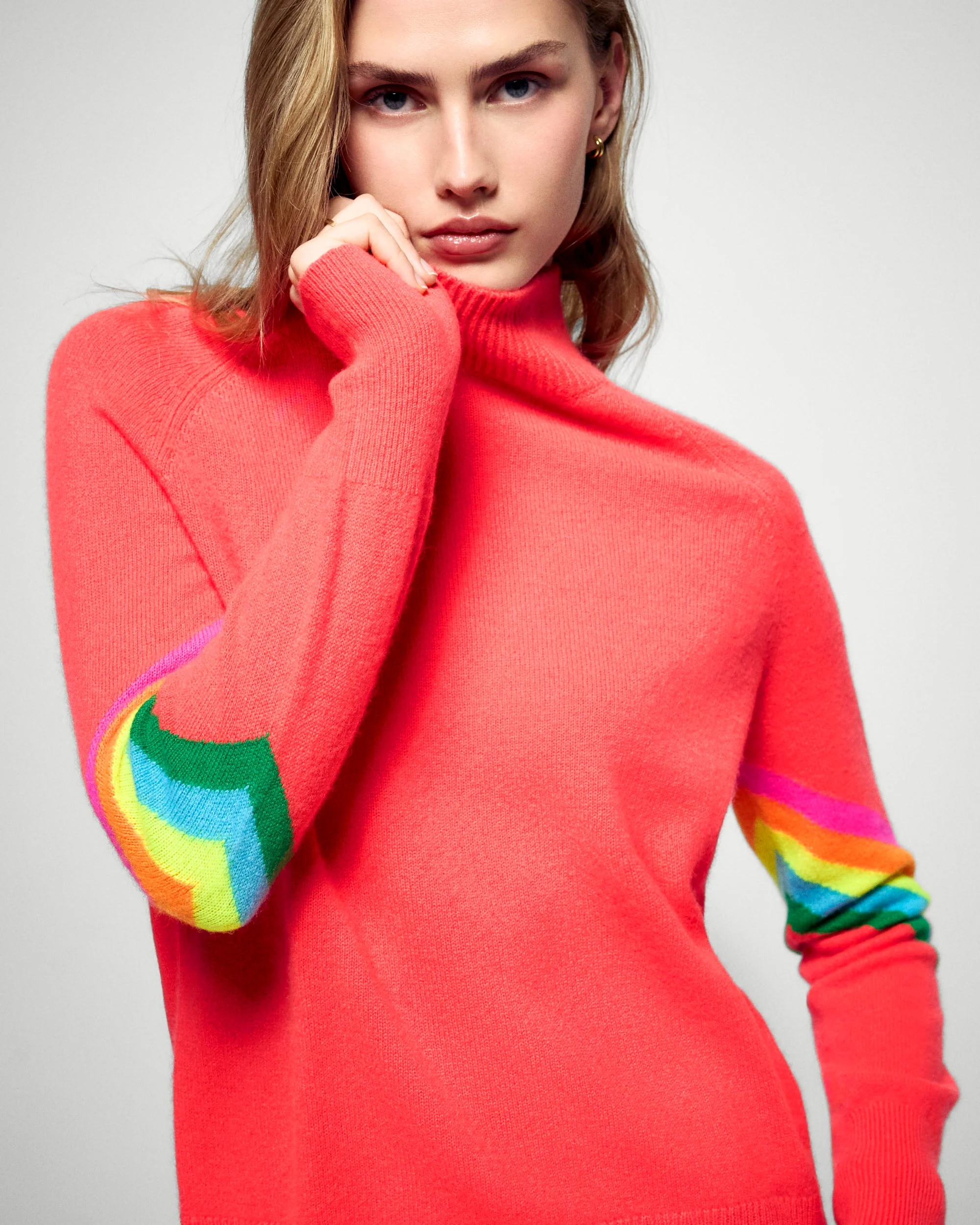 Mock Neck Sweater (H25 / FEMME / Cosmic Coral)