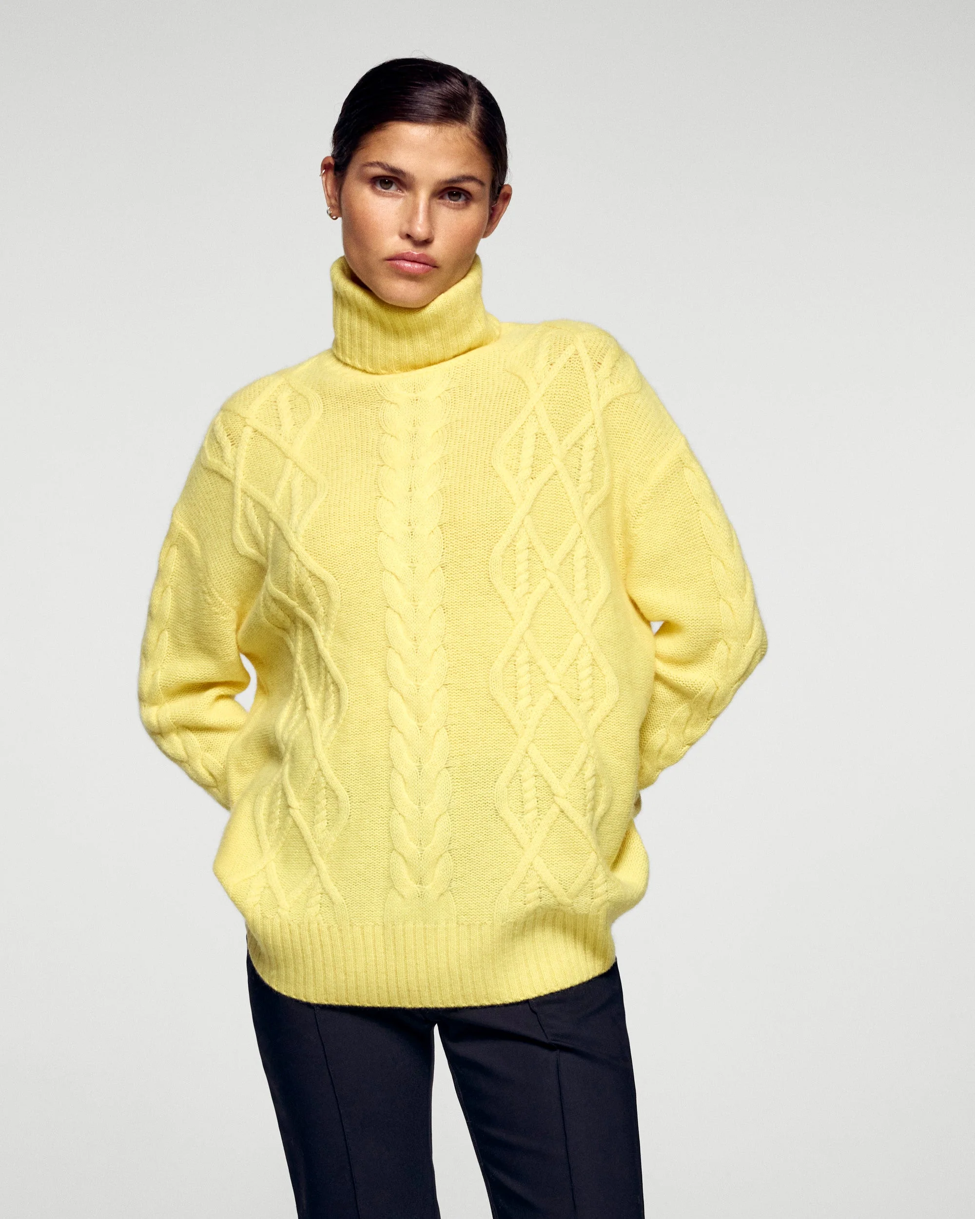 Cable-knit Turtleneck Sweater (H25 / FEMME / Creamy Yellow) - Image 4