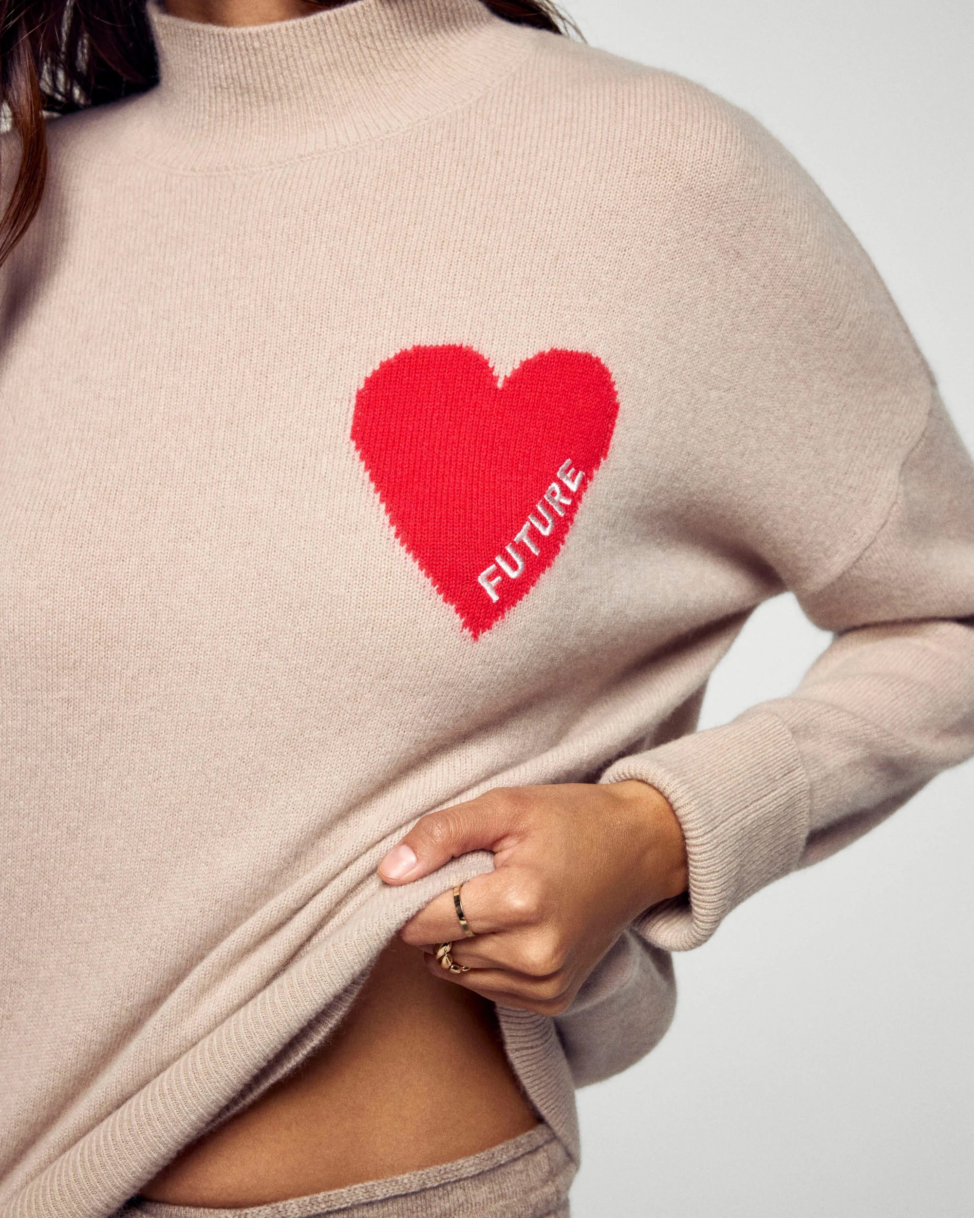 Heart Mock Neck Sweater (H25 / FEMME / Iced Sand) - Image 4