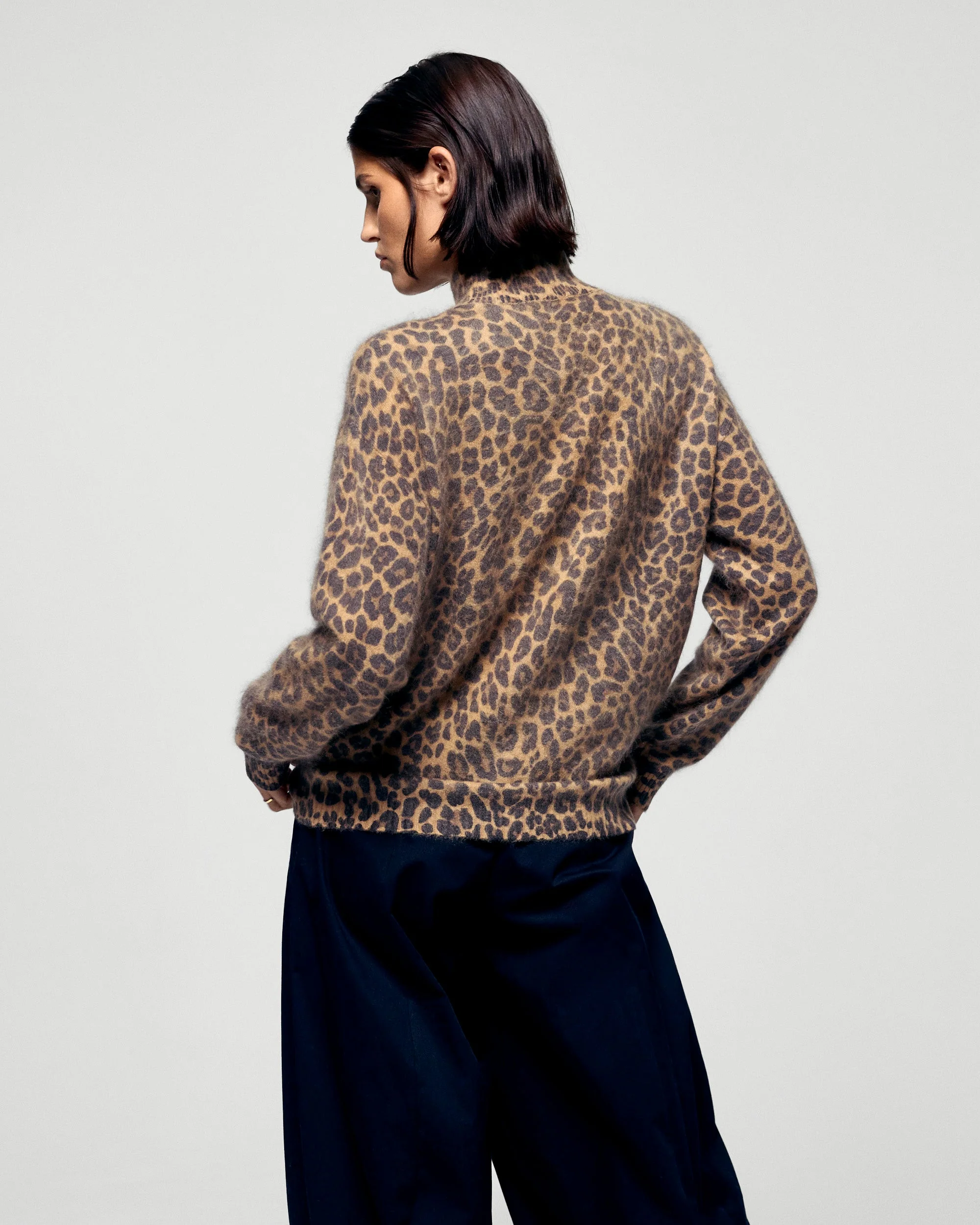 Brushed Cashmere Mock Neck Leopard Print Sweater (H25 / FEMME / Leopard) - Image 3