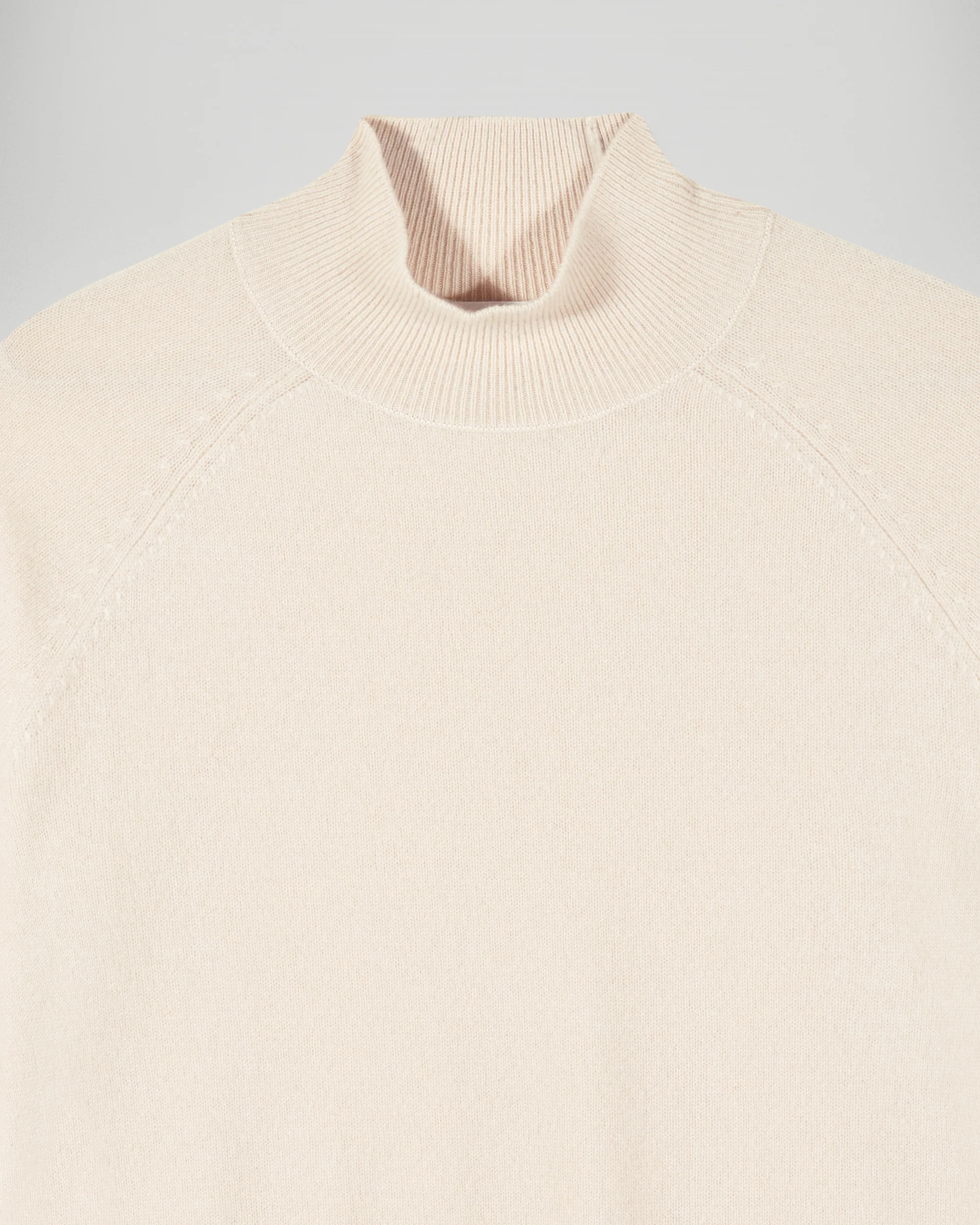 Mock Neck Sweater Multicolored Hearts (H25 / WOMEN / Sand) - Image 6