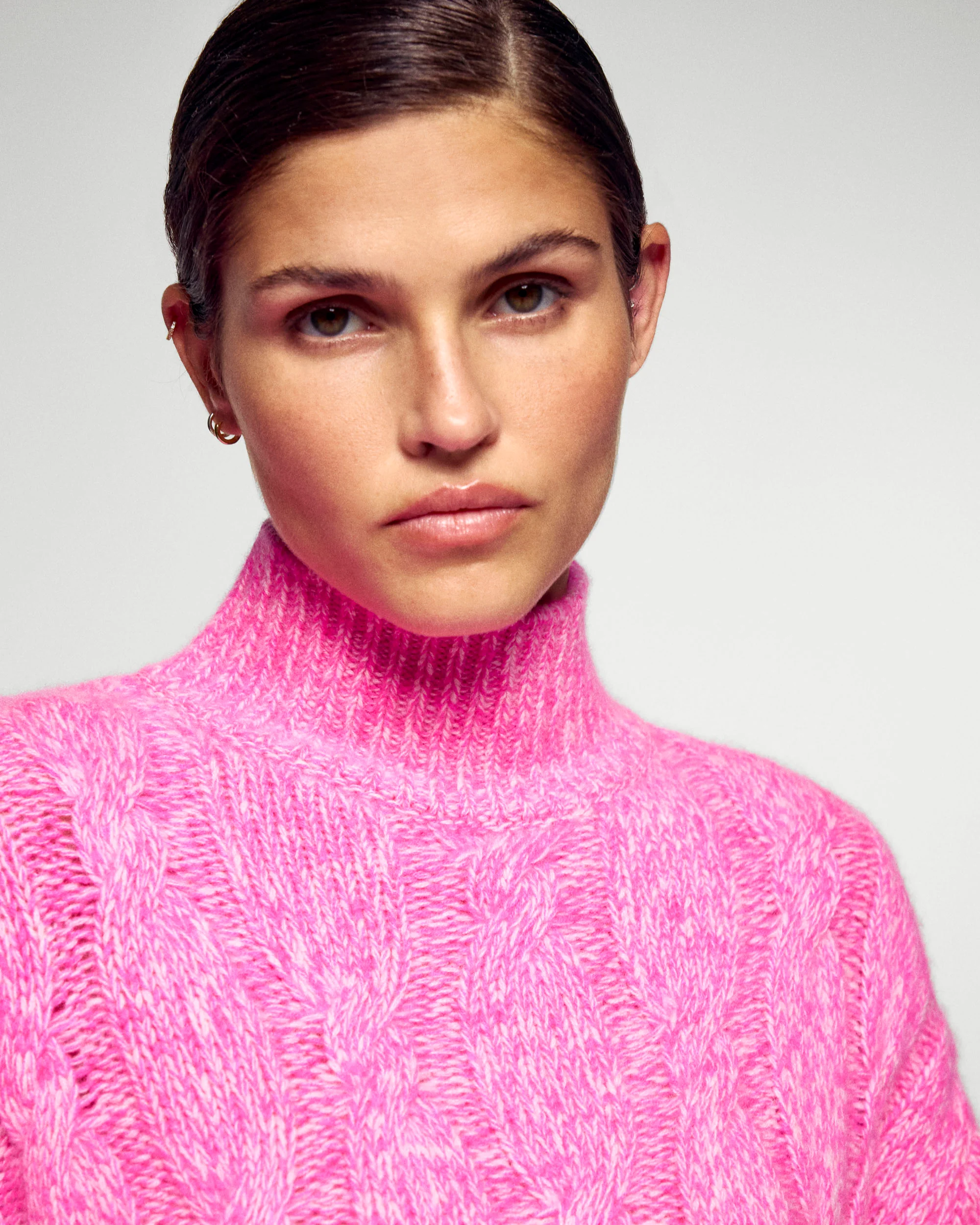 Oversized Cable-knit Mock Neck Sweater (H25 / FEMME / Secret Pink) - Image 5