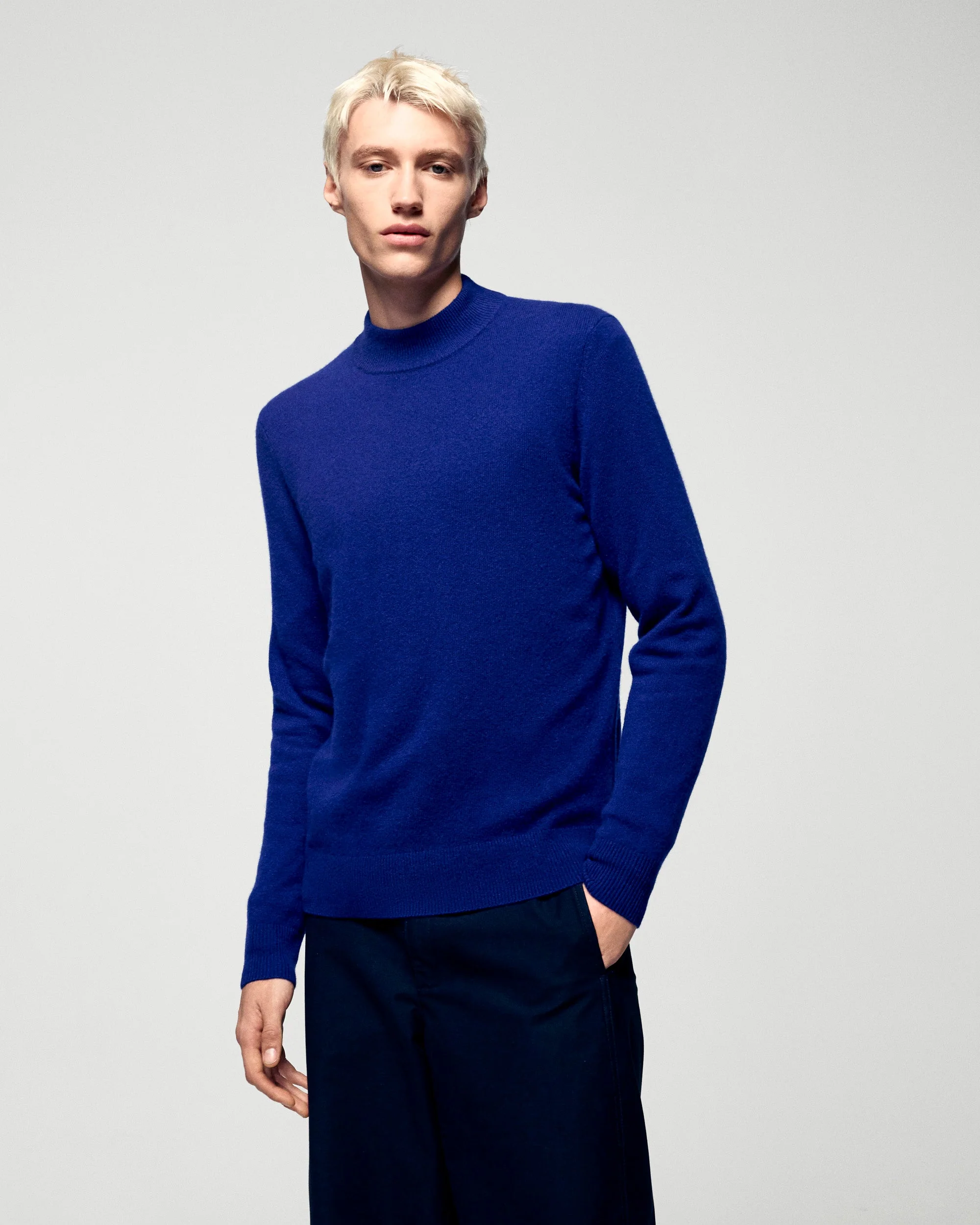Multicolor Striped  Mock Neck Sweater (H25 / HOMME / Crown Blue)