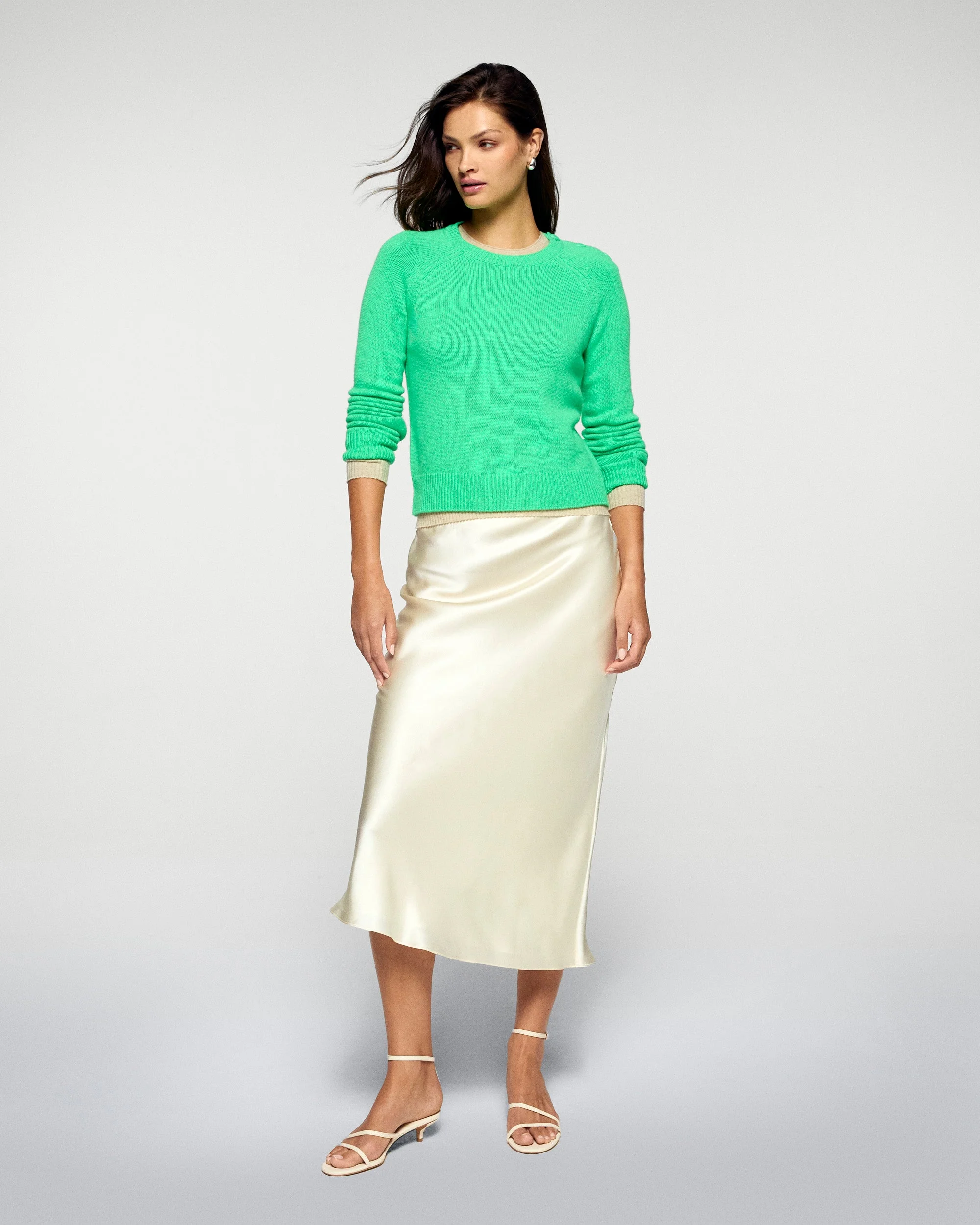 Crewneck Sweater (H25 / WOMEN / Cosmic Green) - Image 3