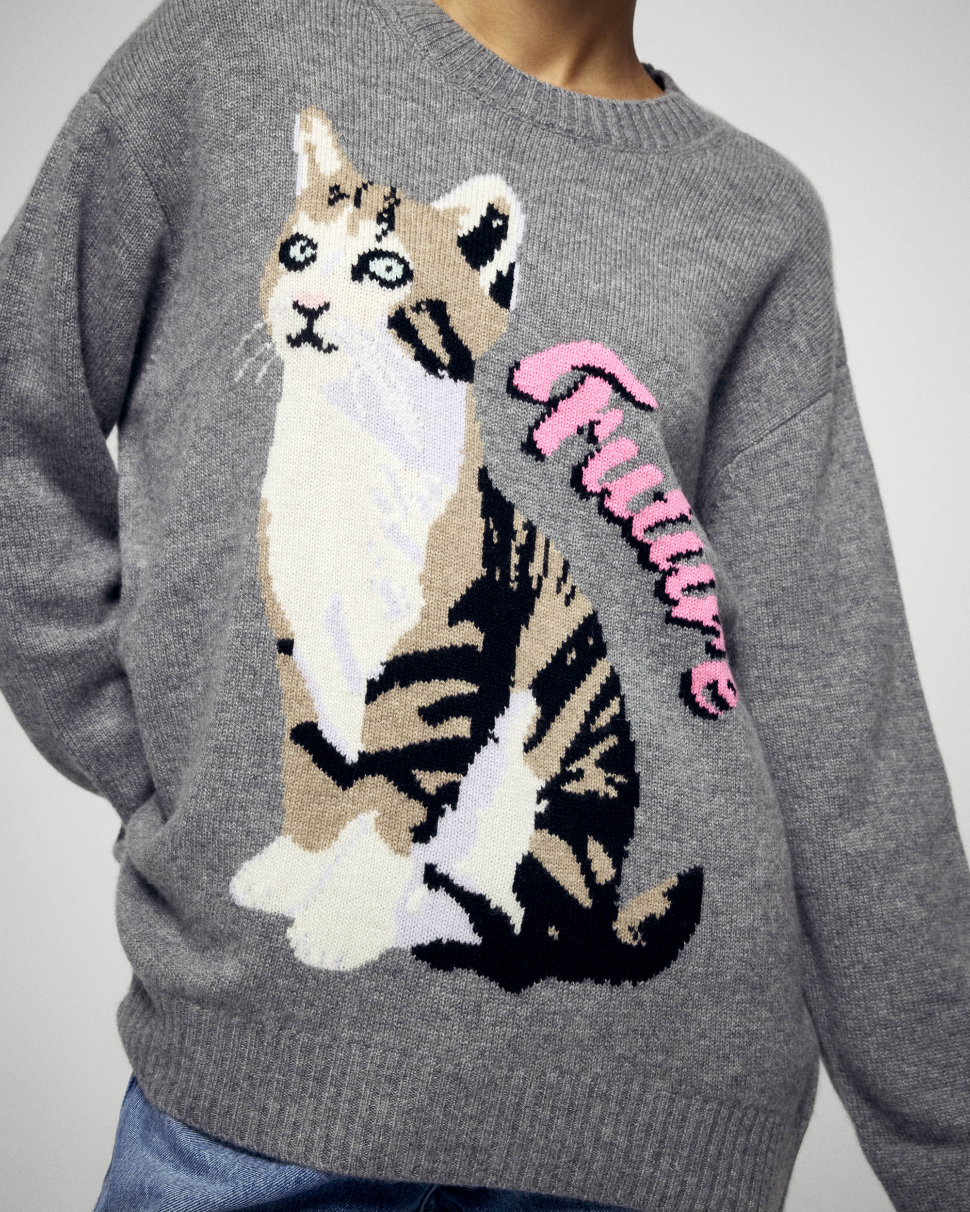 Crew Neck Sweater (H25 / FEMME / Dark Heather Gray) - Image 3