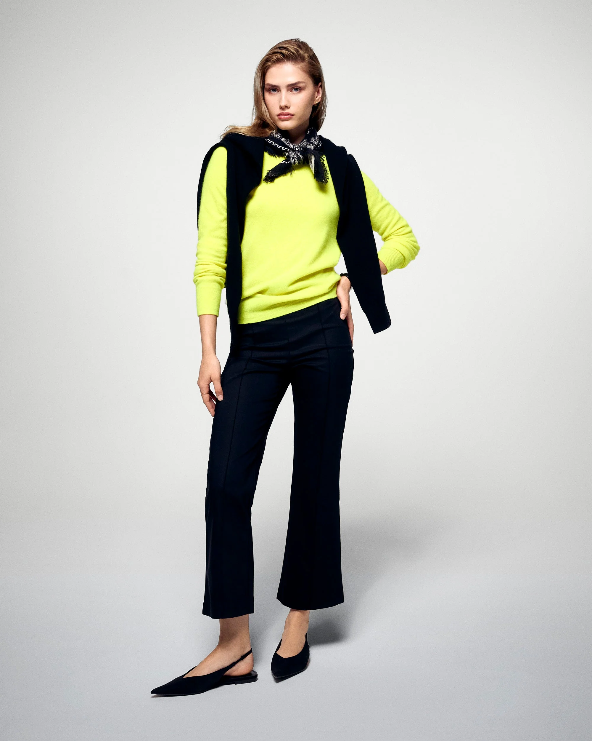 Crewneck Sweaters (H25 / FEMME / Neon Yellow)
