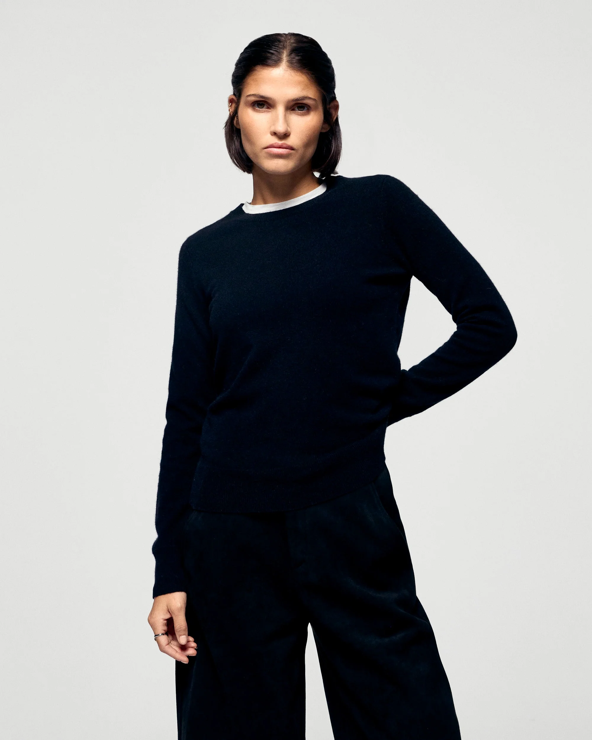 Crewneck Sweaters (H25 / FEMME / Black)