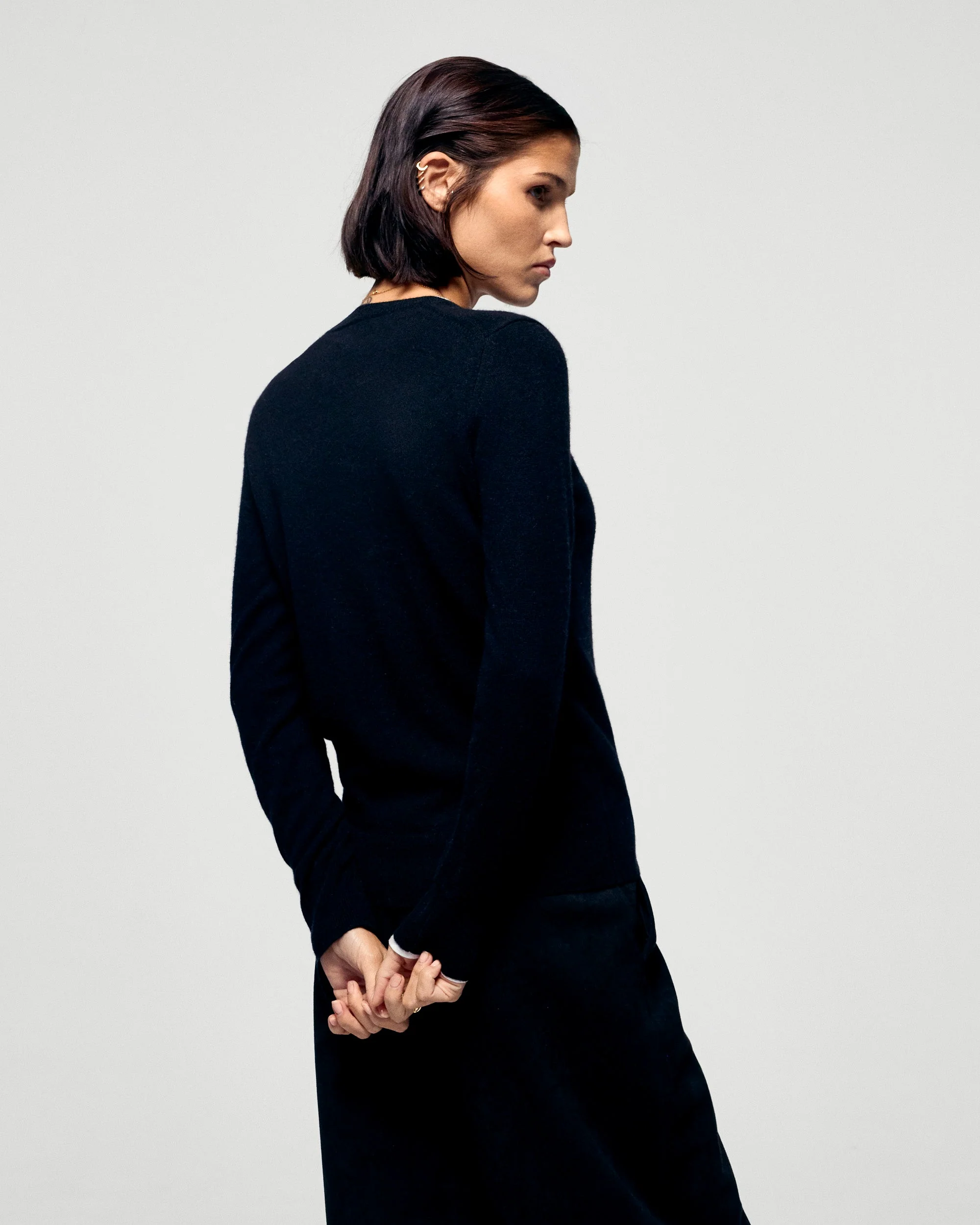 Crewneck Sweaters (H25 / FEMME / Black) - Image 3