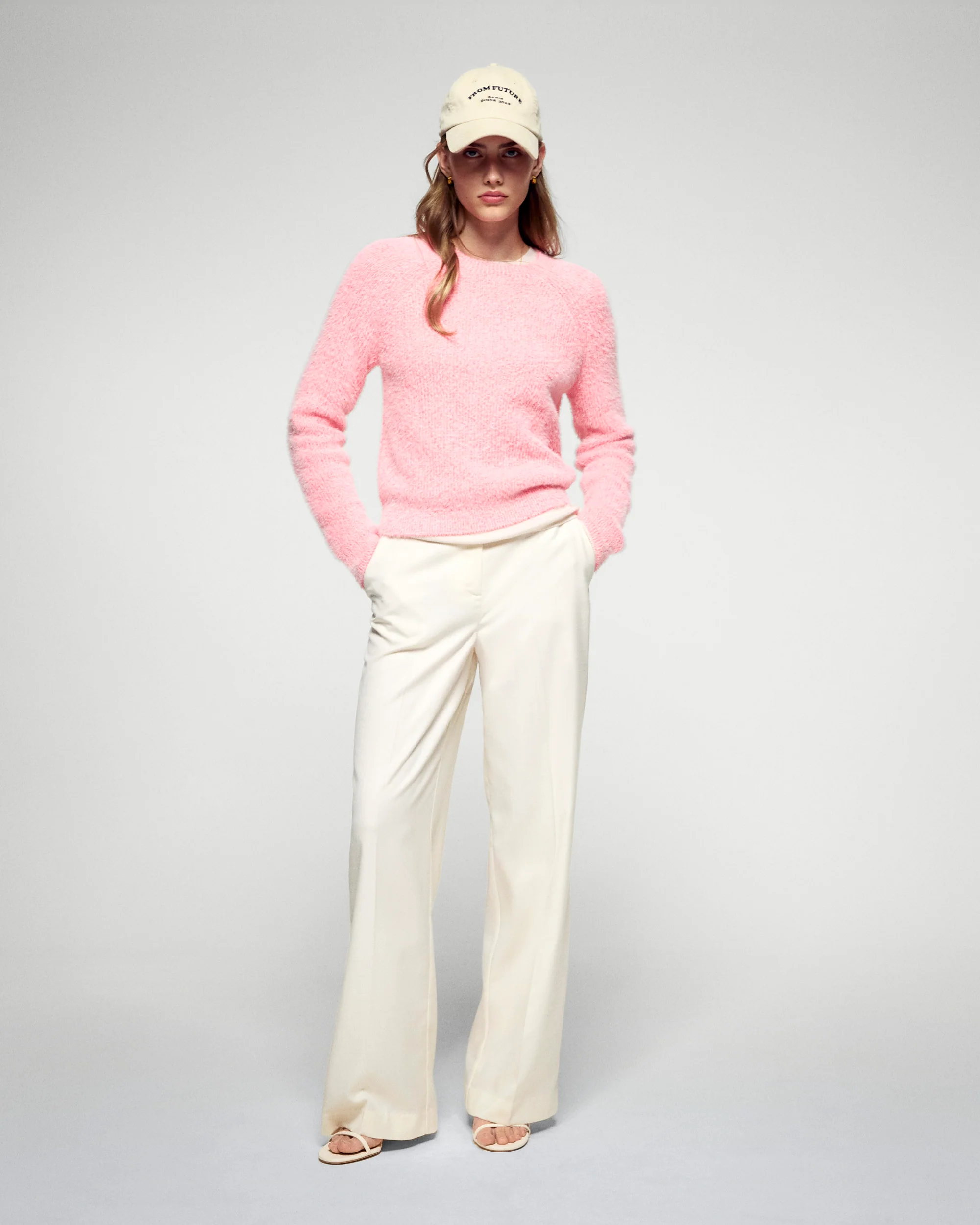 Crewneck Sweater (H25 / WOMEN / Snowy Coral) - Image 3
