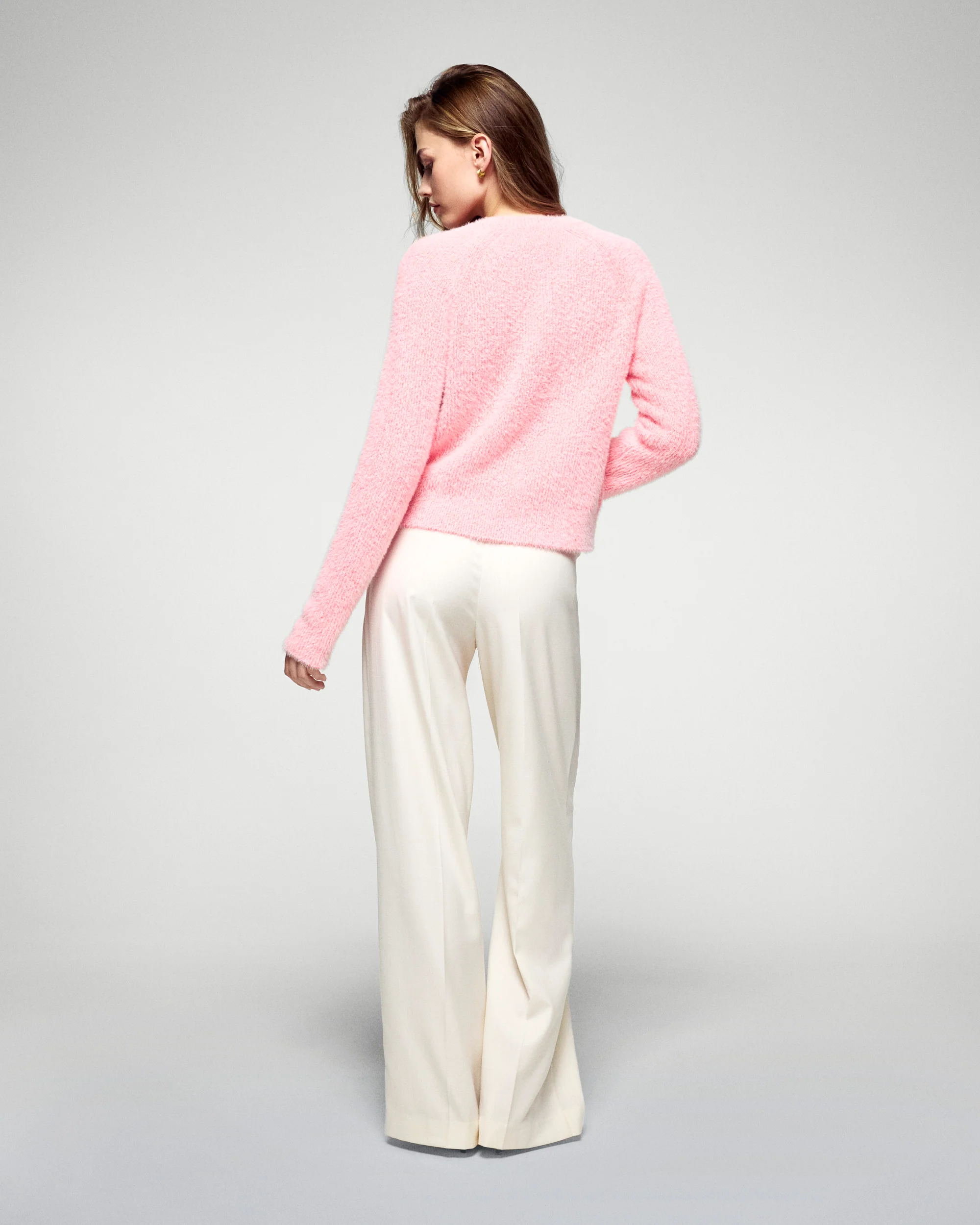 Crewneck Sweater (H25 / WOMEN / Snowy Coral) - Image 6
