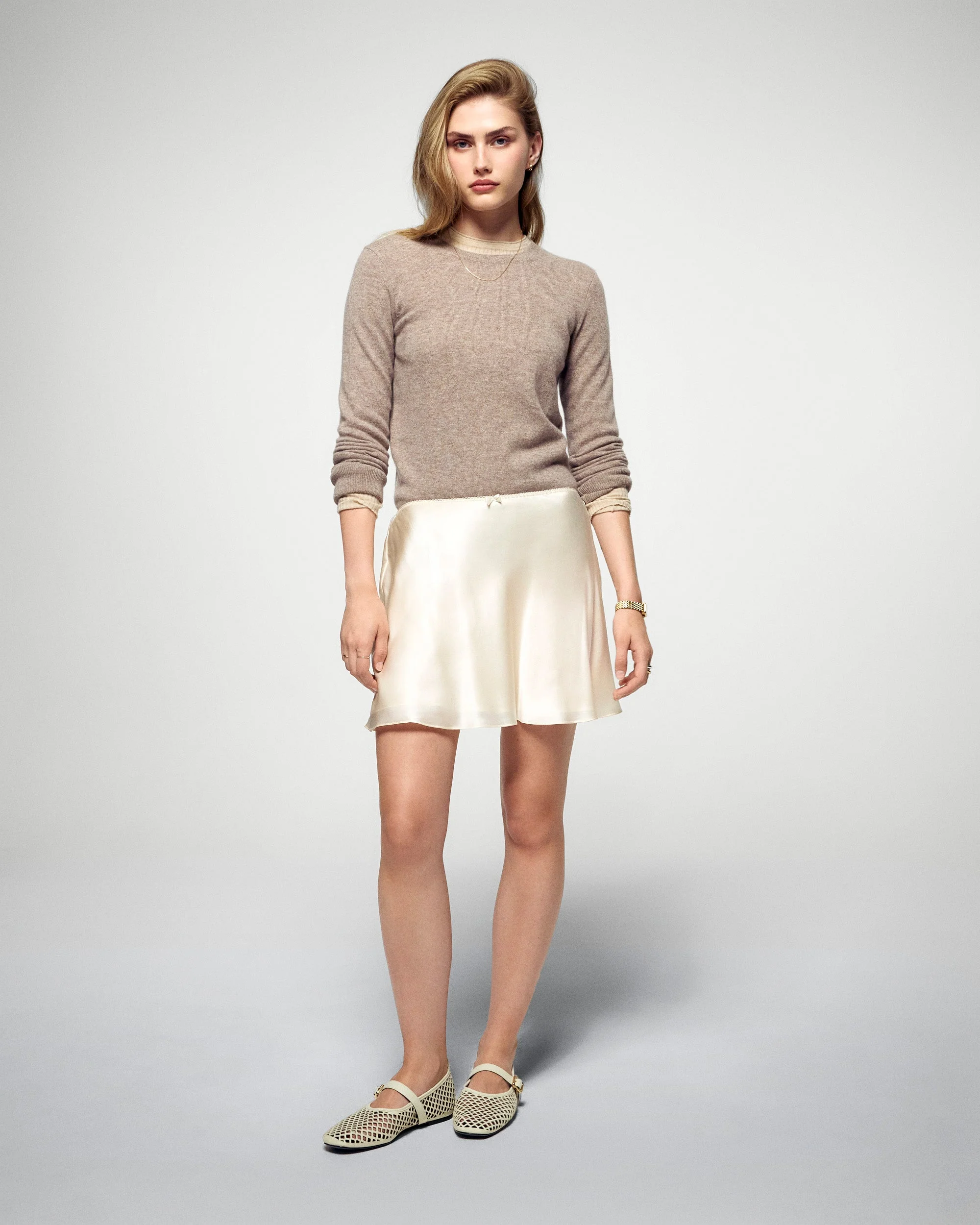Crewneck Sweaters (H25 / FEMME / Taupe) - Image 3