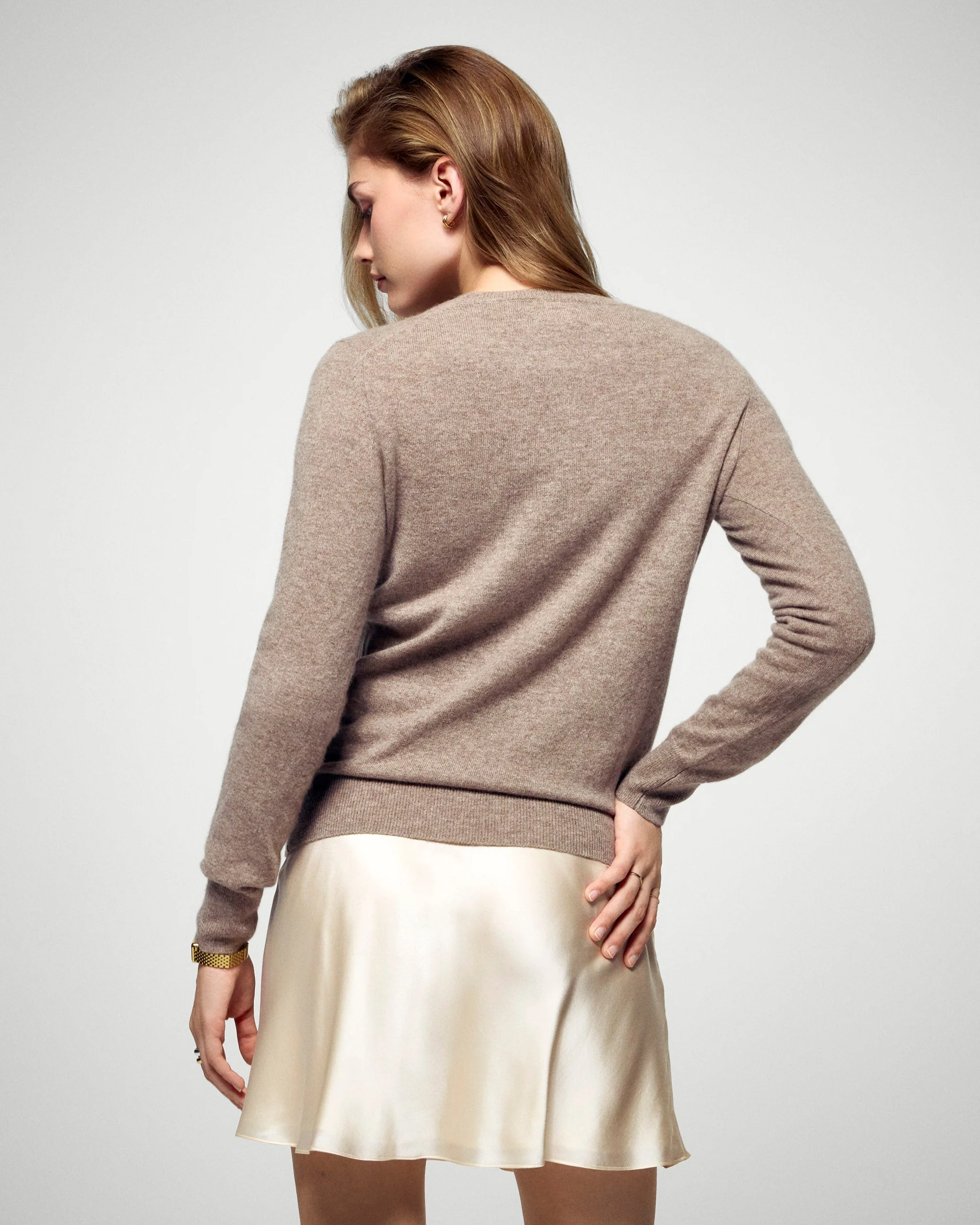 Crewneck Sweaters (H25 / FEMME / Taupe) - Image 4