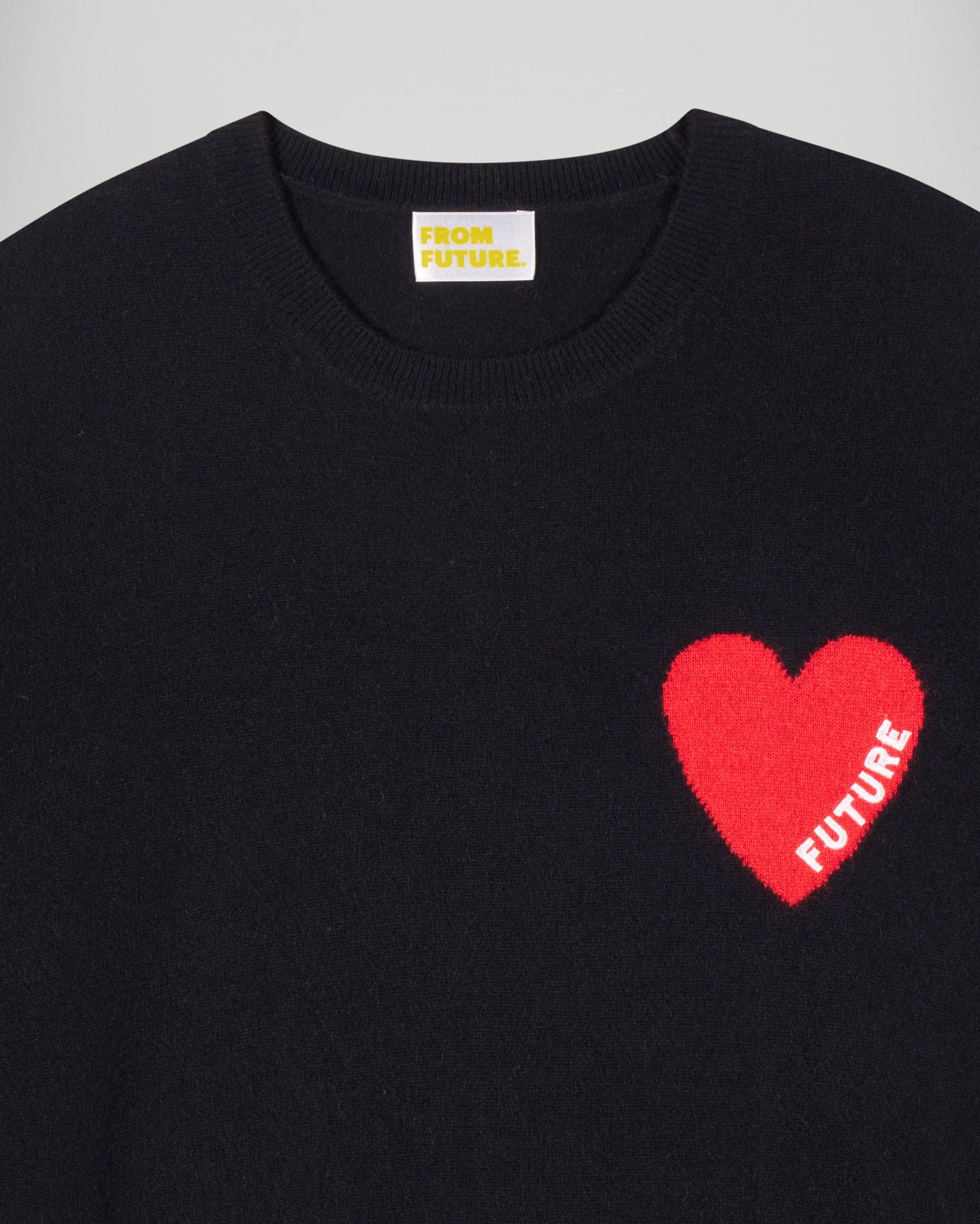 Crewneck Sweater with Heart Detail (H25 / HOMME / Black) - Image 6