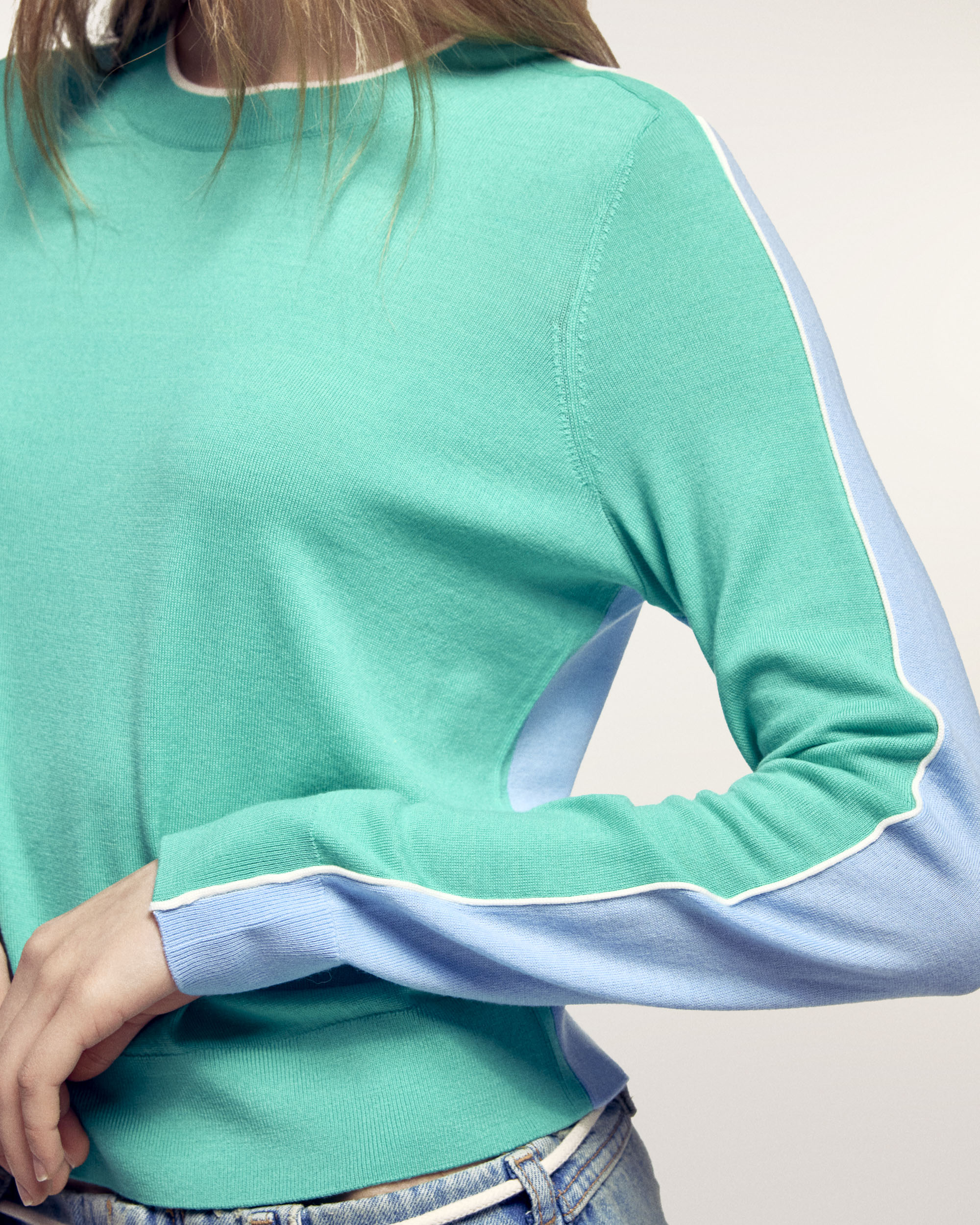 Tricolor Crewneck Sweater (S26 / FEMME / Aqua Love / RWS) - Image 2