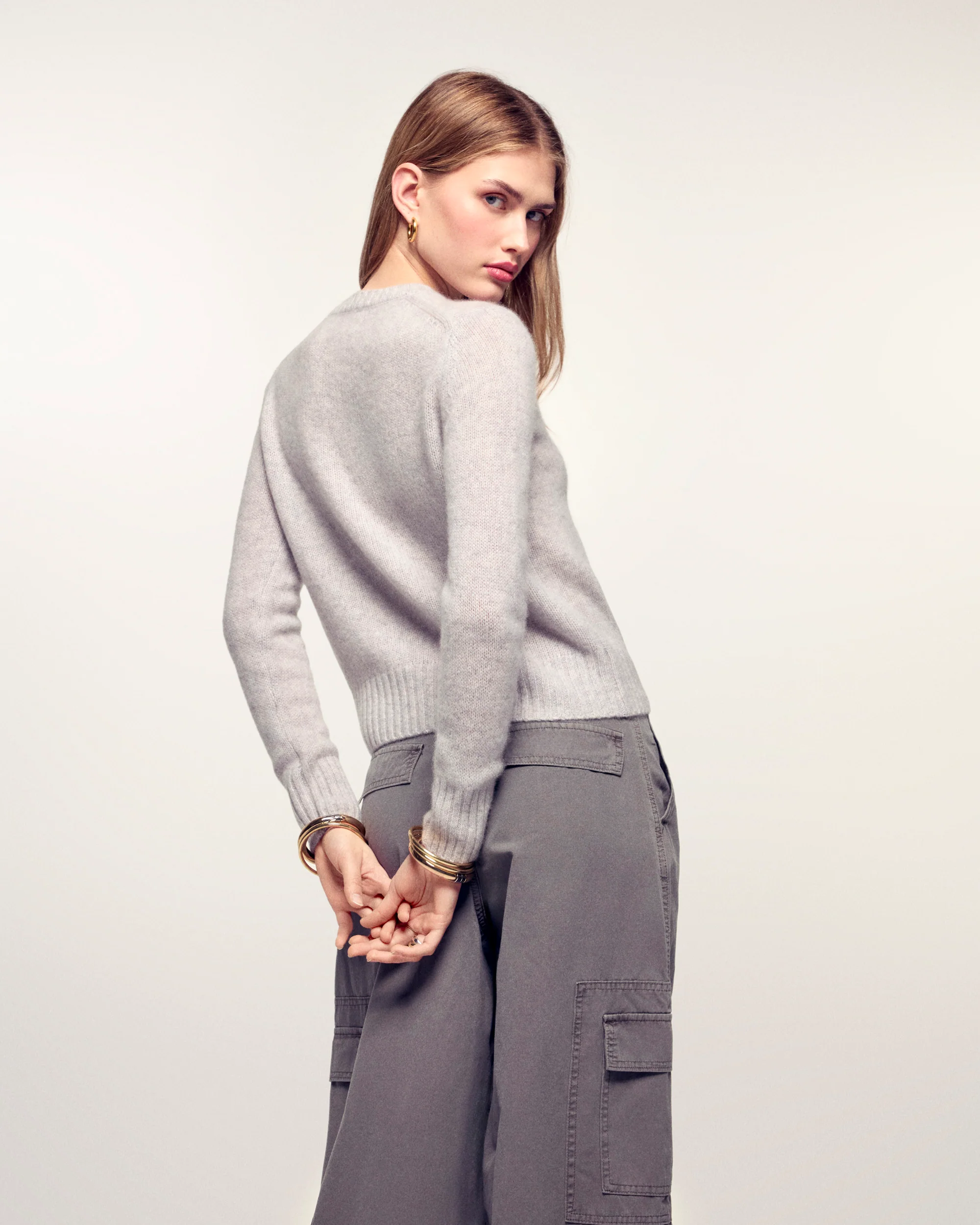Cropped Crewneck Sweater (S26 / FEMME / Gris Chiné Clair) - Image 3