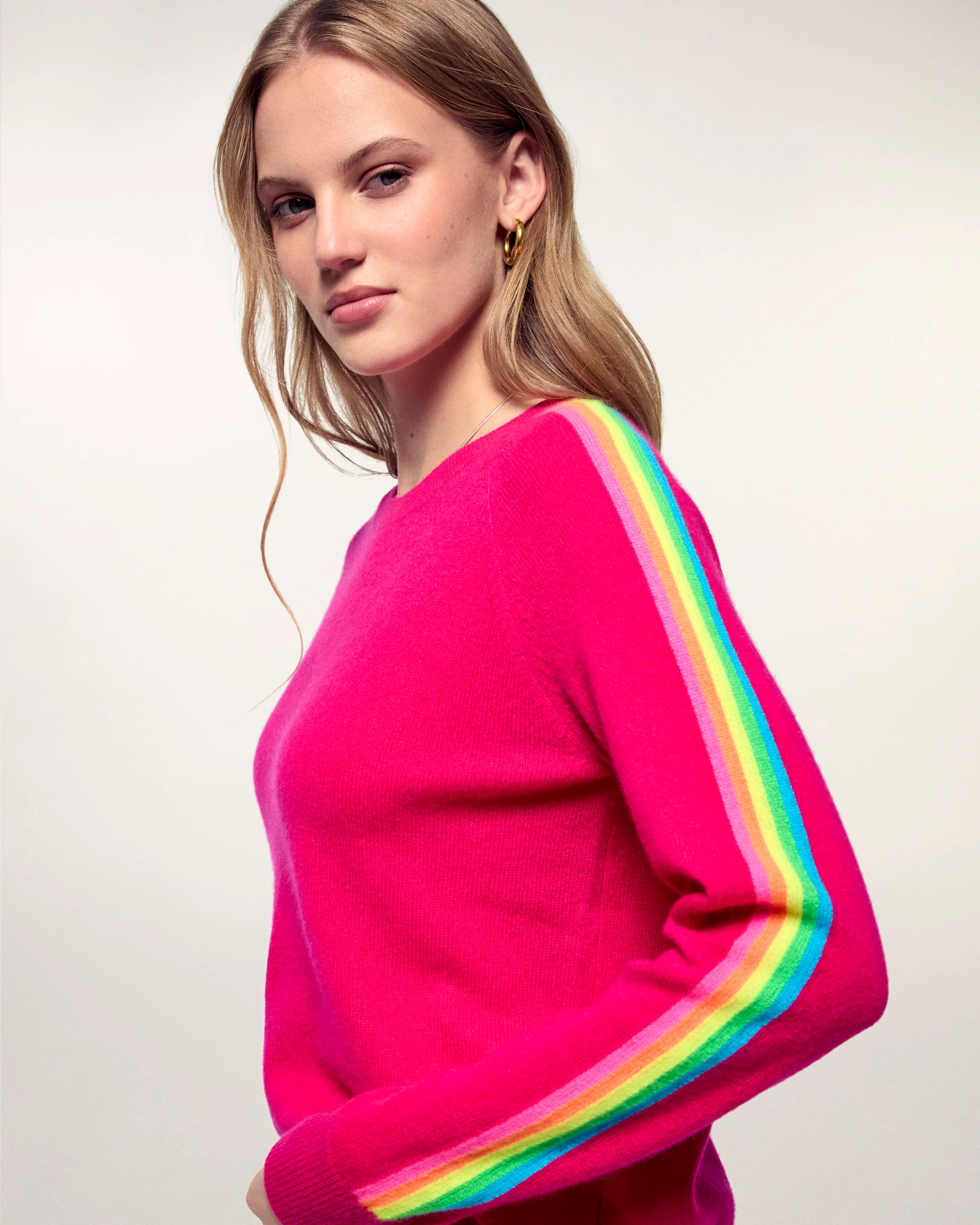 Multicolored Stripe Sleeve Crewneck Sweater (S26 / FEMME / Tropical Raspberry)
