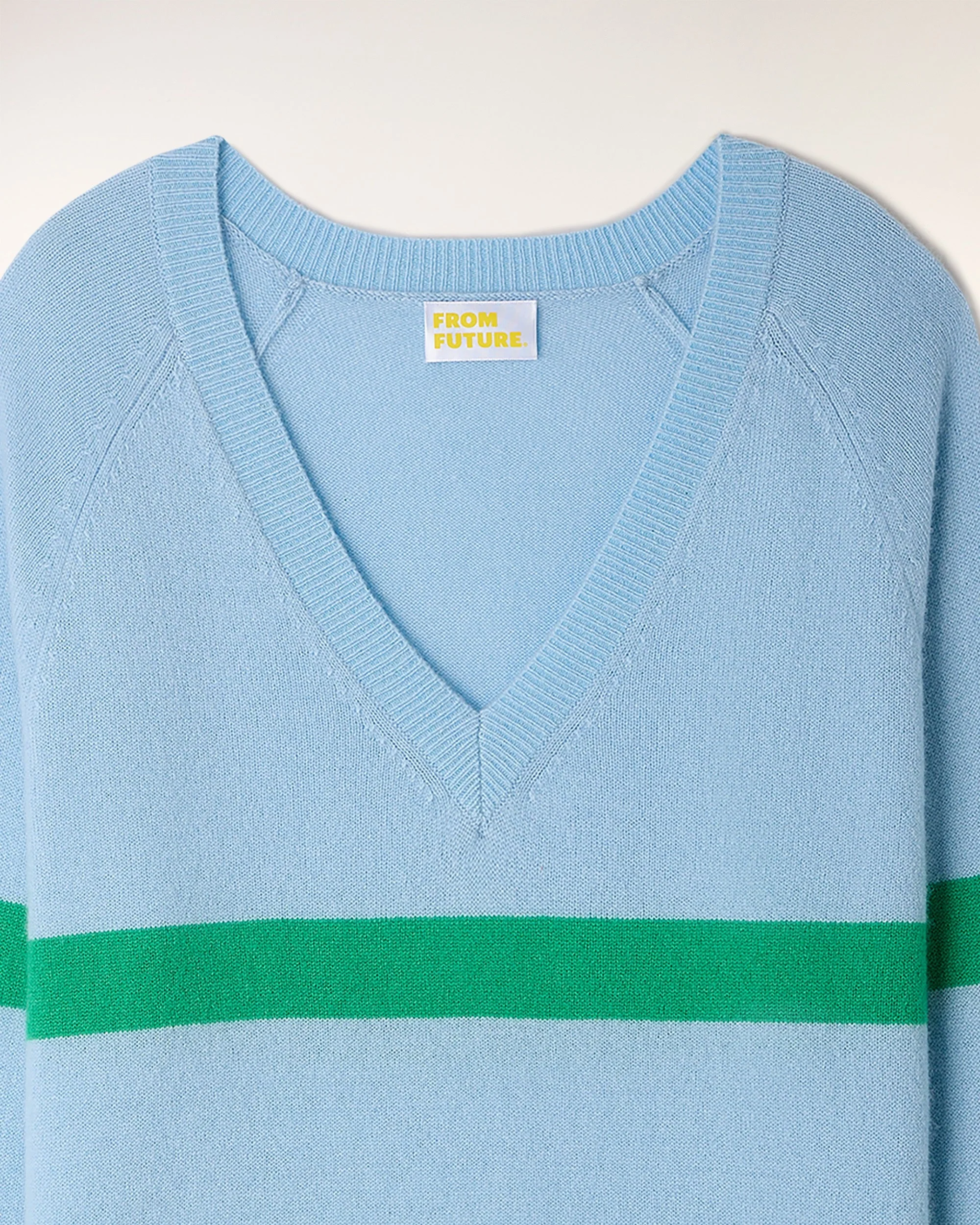 Two-Tone Striped V-neck Sweater (S26/ FEMME/ Baby Blue) - Image 6
