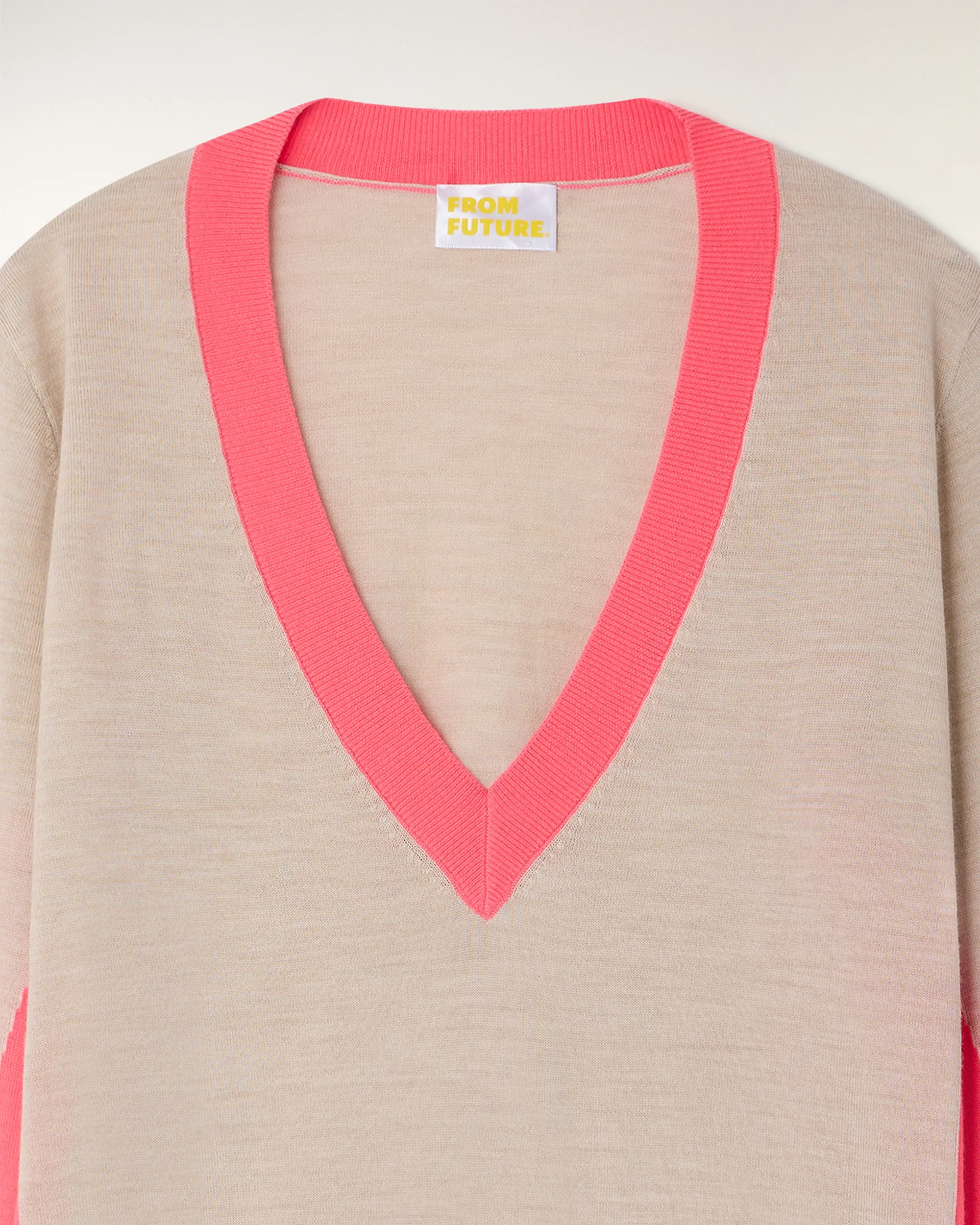 Contrasting Striped V-neck Sweater (S26 / FEMME / Beige Chiné / RWS) - Image 6