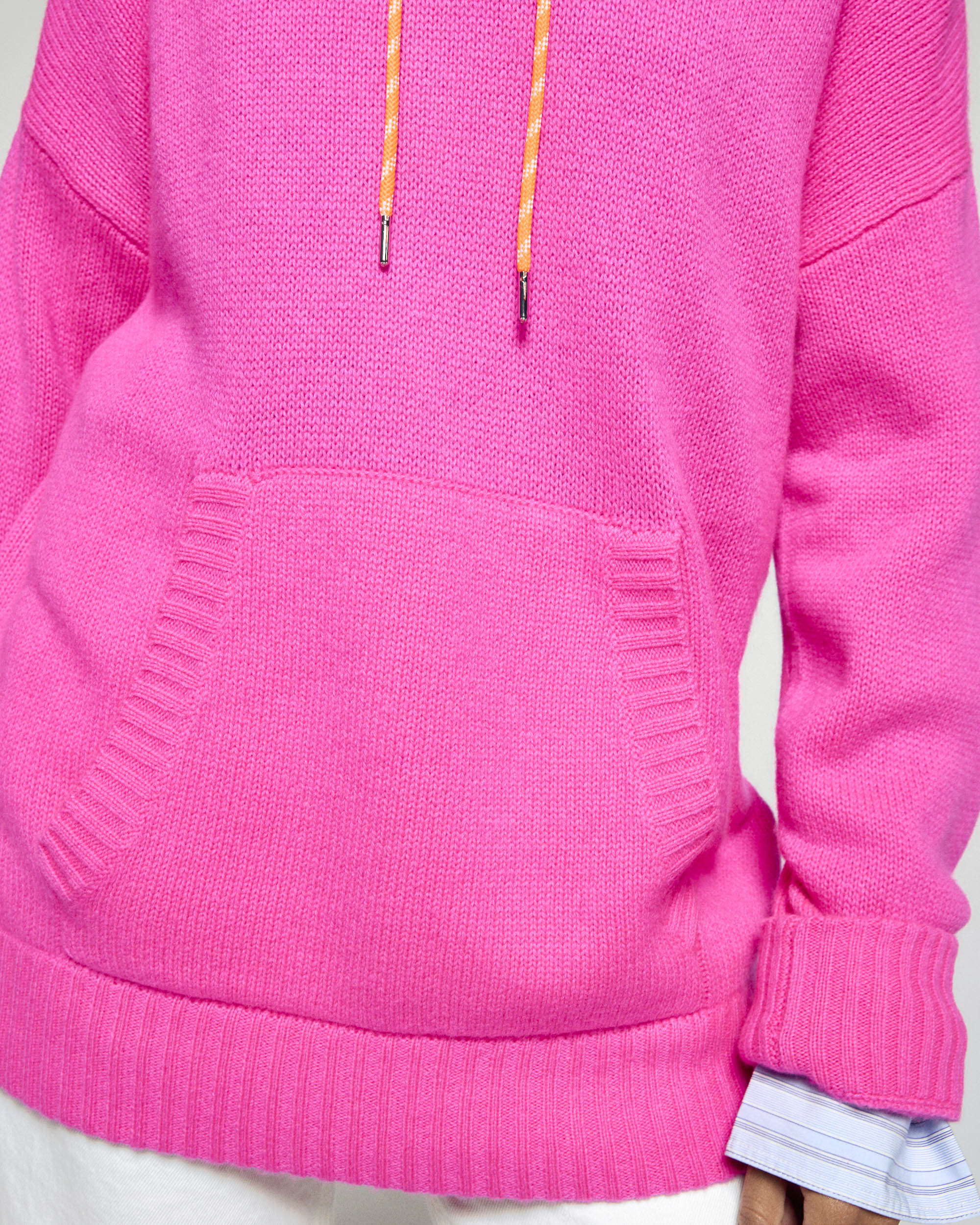 Hoodie Sweater (H25 / WOMEN / Cosmic Pink) - Image 4