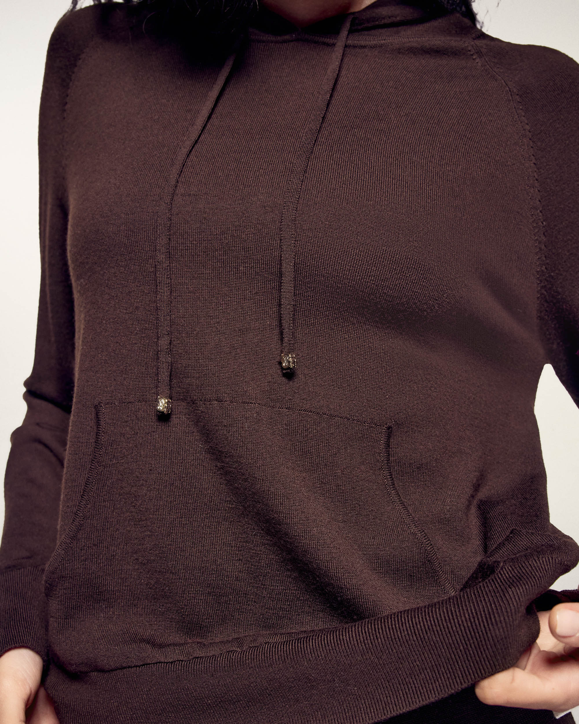 Striped Hoodie (S26 / FEMME / Chocolate / RWS) - Image 4