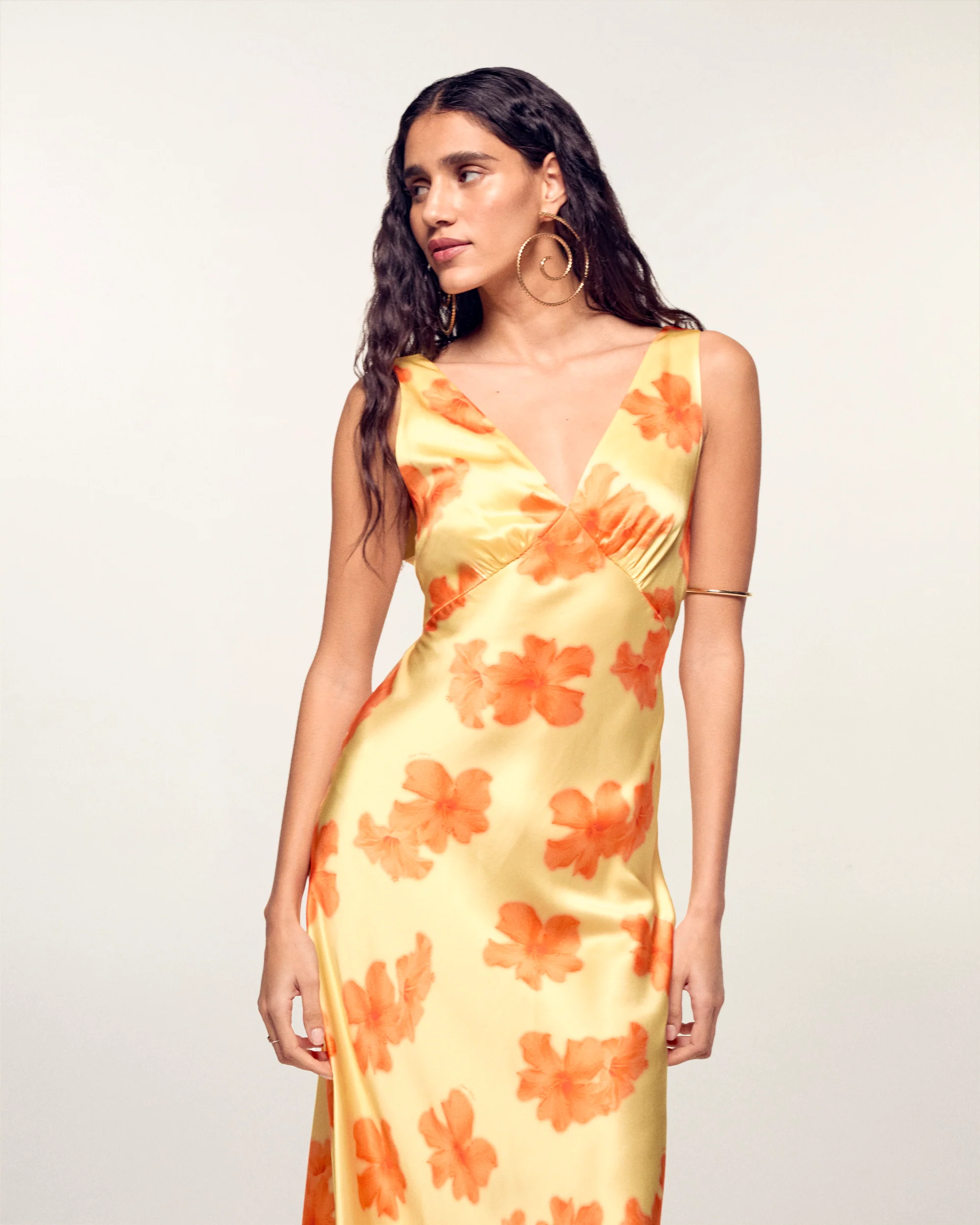 Backless Long Dress (S26 / FEMME / Sunny hibiscus) - Image 5