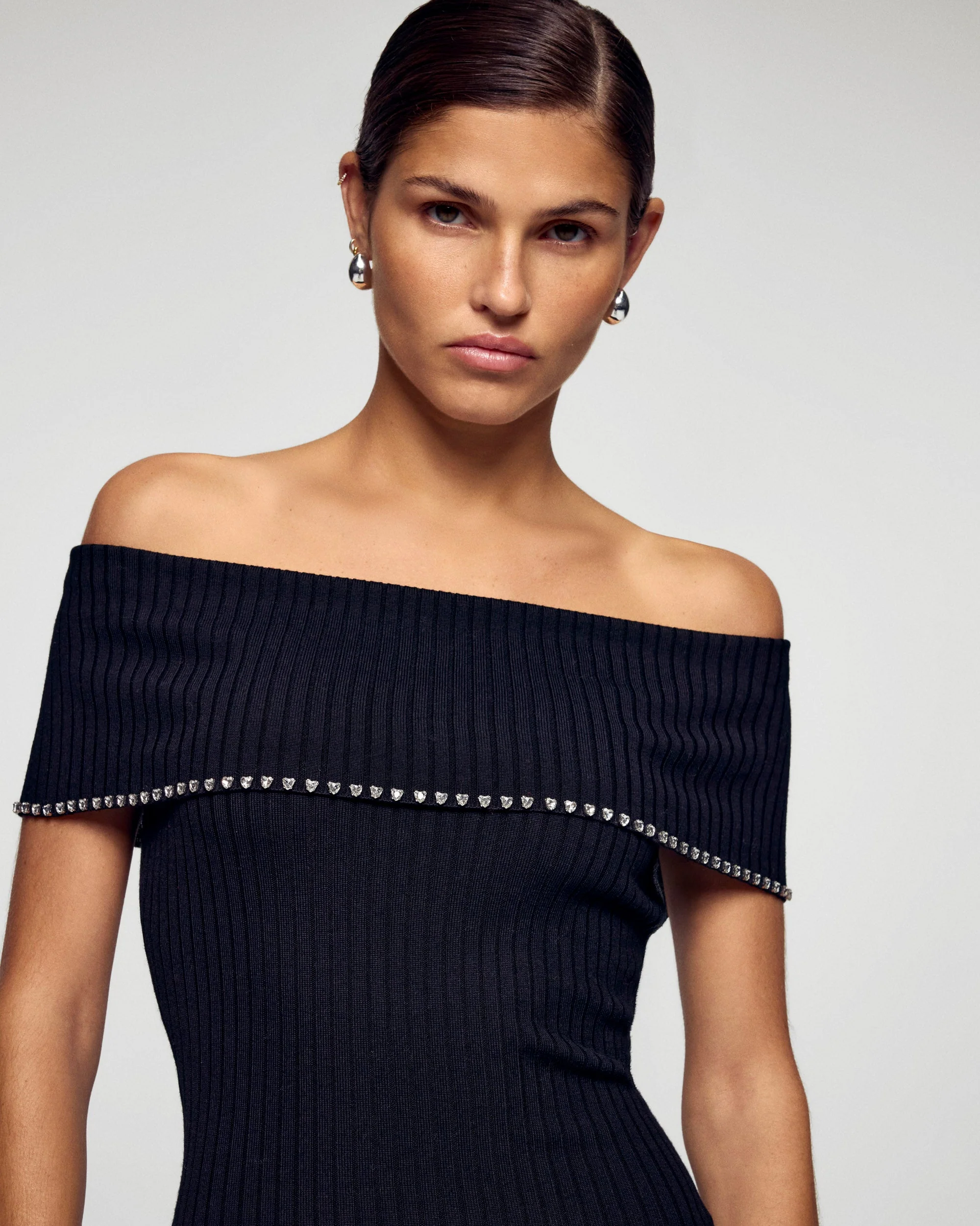 Strapless Bardot Neck Long Dress with Rhinestones (H25 / FEMME / Noir / RWS) - Image 4